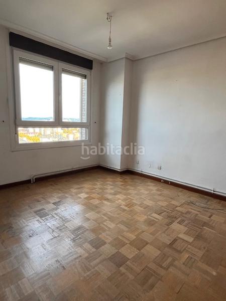 Foto 132931bd-2f62-45ad-b171-be9ba312b528. Zweistöckige wohnung in paseo del General Dávila 17 in Santander