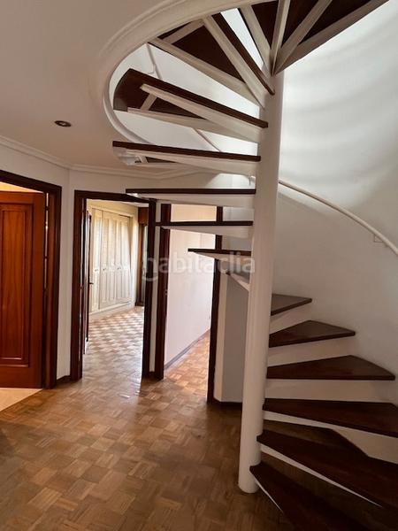 Foto f4847048-5576-420c-aa69-4ba8b38b6ff9. Zweistöckige wohnung in paseo del General Dávila 17 in Santander