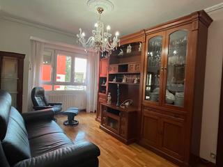 Pis en Grupo pronillo 2. Impecable. 3 habitaciones. aparcamiento comunitario