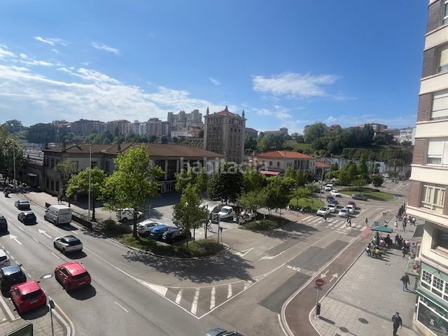 Foto 8667af7d-0016-4801-811f-a57d51b9889c. Pis a calle castilla 11 a Castilla - Hermida Santander