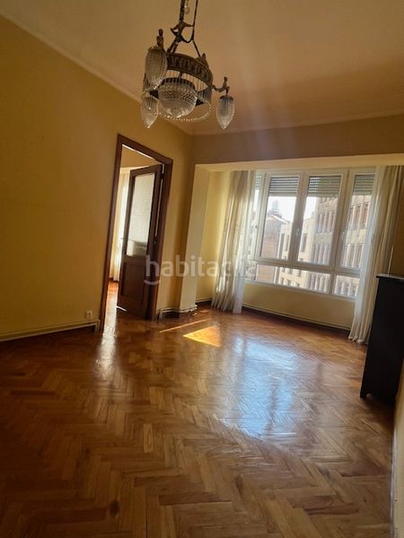 Foto c057f1a0-501f-46e0-9137-a124b972e51c. Pis a calle castilla 11 a Castilla - Hermida Santander