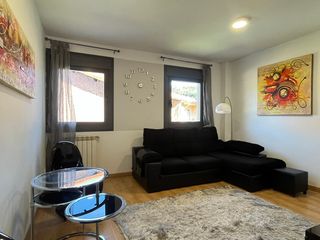 Location Appartement à Ca-403 32. Piso luminoso con garaje-trastero. zona tranquila. a 2 minutos d
