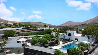 Mas à Calle joaquín rodriguez 48. Finca única en uga con 7 viviendas - en parcela de 9.000m² con o