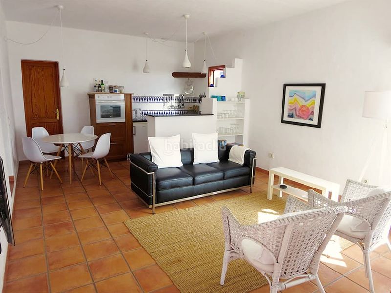 Foto 72686320-0f21-4fd2-8c6a-7c0a39750045. Casa amb aparcament a Mala Haría