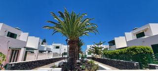 Chalet à Costa Teguise. Vivienda unifamiliar en el centro de costa teguise