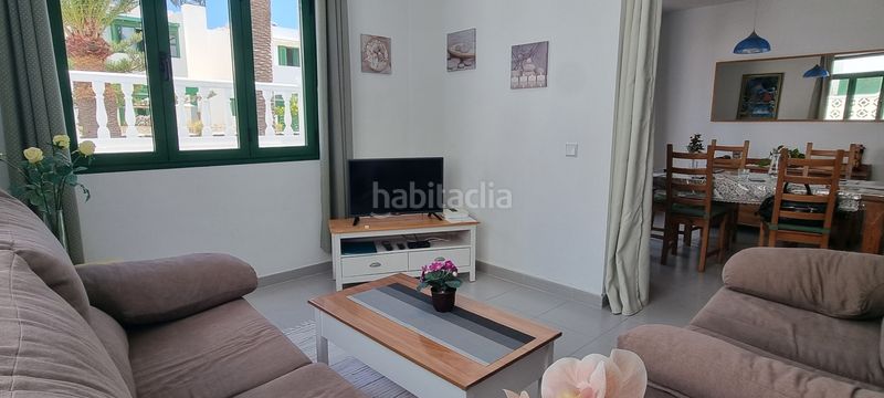 Foto b8329a12-fcca-43f4-a890-02b28f83a982. Xalet a costa Teguise Teguise