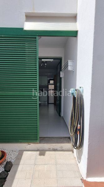 Foto c8e2d3ab-1aa7-45ac-8e94-a9939bd74023. Xalet a costa Teguise Teguise