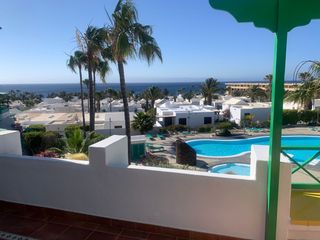 Apartment in Costa Teguise. Ático con vistas al mar