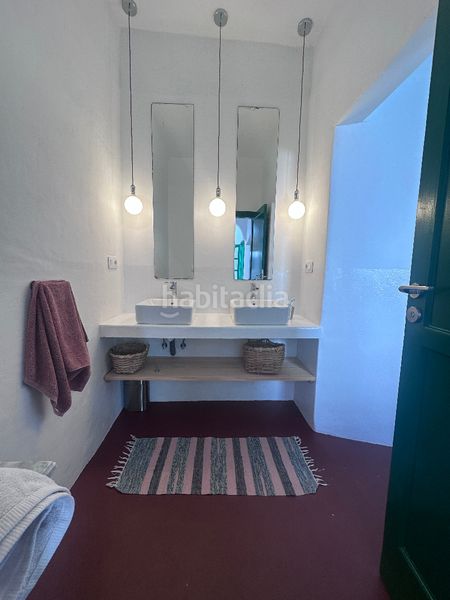 Foto a9f83a36-eb16-4323-8b65-6704ee77a045. Casa adossada a Ye Haría