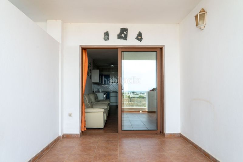 Foto 9701341e-0ec6-44c0-9981-39d22ab050a4. Apartament amb piscina a costa Teguise Teguise