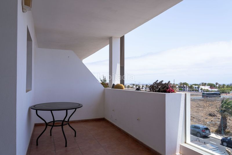 Foto bd785a35-13b8-4a6b-9eca-2285c217badc. Apartament amb piscina a costa Teguise Teguise