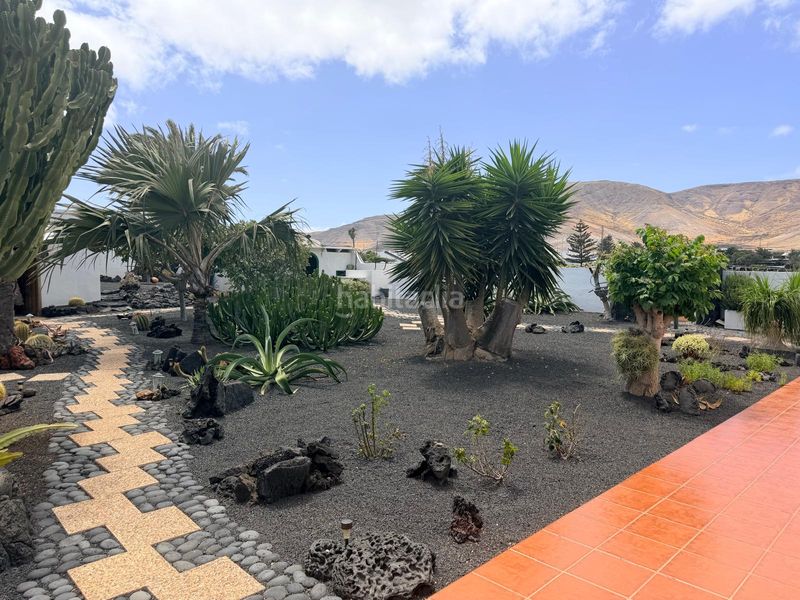 Foto 51514673-4427-487b-bbda-ee68e0d8d727. Casa amb aparcament a Mala Haría