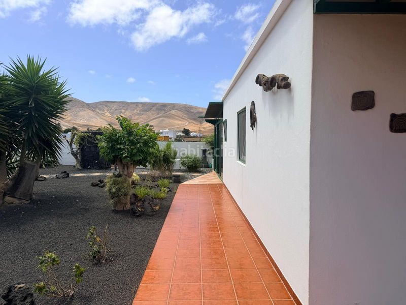 Foto 6a08459f-dfca-4119-8c90-482b7c211b07. Casa amb aparcament a Mala Haría