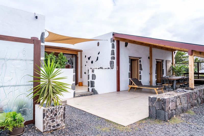 Foto a1f65e99-50de-4e65-8d32-f5d91bfed307. Casa amb calefacció aparcament a Tinajo