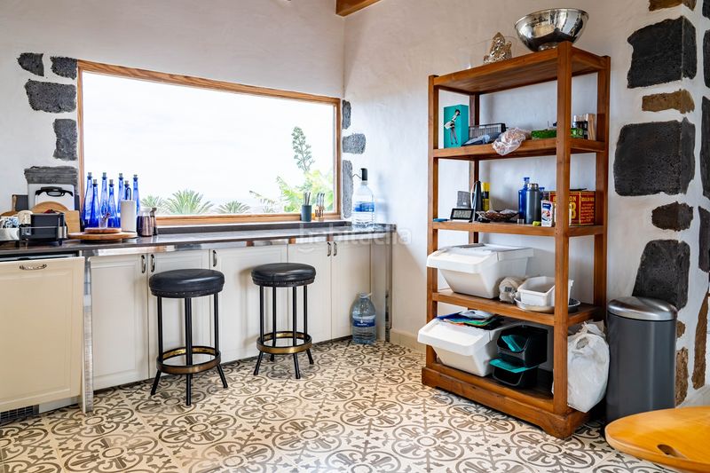 Foto e6ae0691-1e47-440b-a864-0c7133f53140. Casa amb calefacció aparcament a Tinajo