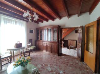 Casa en Macotera. Venta casa con patio en el centro de macotera