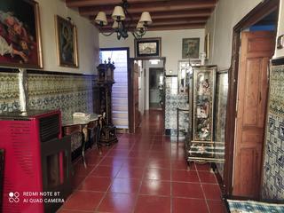 Casa a Macotera. Se vende bonita casa con patio y bodega en el centro de macotera