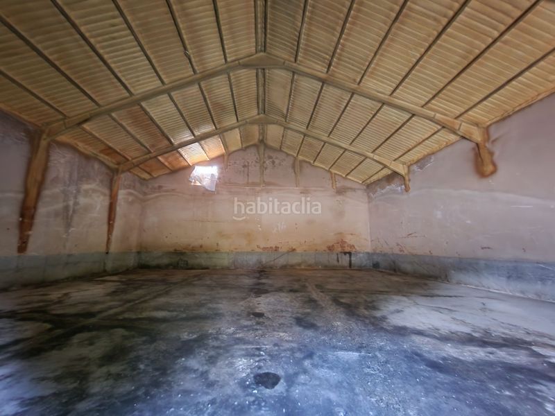 Foto b3785326-e786-4d09-ac83-0948417a75ef. Fabrikhalle in Espino de la Orbada