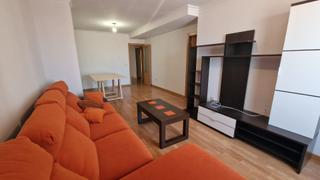 Appartement à Peñaranda de Bracamonte. Se vende piso 3 dorm. + garaje con ascensor centro peñaranda