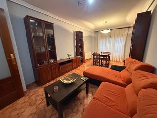 Appartement à Peñaranda de Bracamonte. Se vende piso céntrico de 3 dormitorios con ascensor en peñarand
