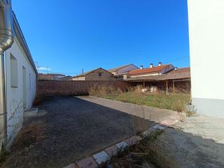 Casa en Santiago de la Puebla. Vendida!!!!! se vende casa en buen estado con calefacción y ampl