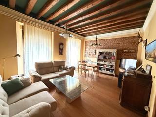 Maison jumelée à Peñaranda de Bracamonte. Oportunidad única junto a la plaza de peñaranda!