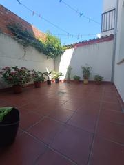 Duplex à Peñaranda de Bracamonte. Se vende precioso duplex de 4 dormitorios con patio junto de la