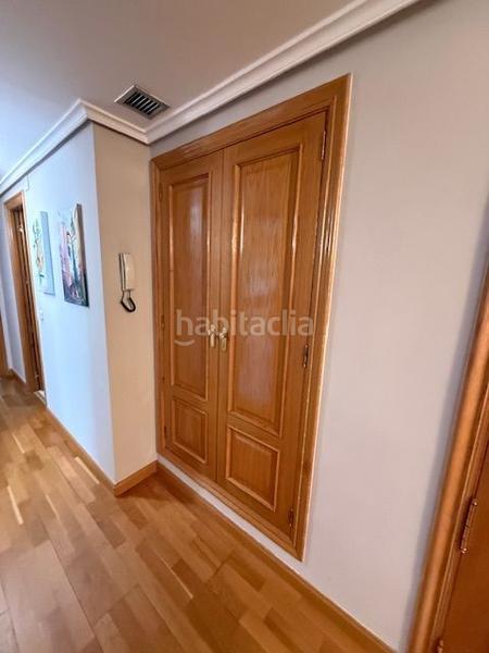 Foto f81de0e7-a7cc-4643-bd08-c8a6a72e0fa1. Pis amb calefacció a Centro-Corte Inglés Talavera de la Reina