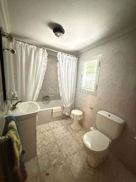 Foto 027c5de0-b91d-4ef6-9765-ba8c91d8516d. Casa a Salmoral