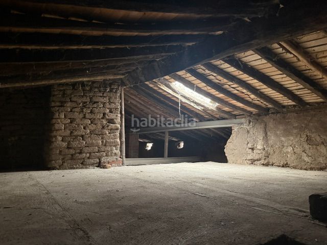 Foto 6474c52c-2b5e-455b-81c5-524e5bff206c. Casa a Salmoral