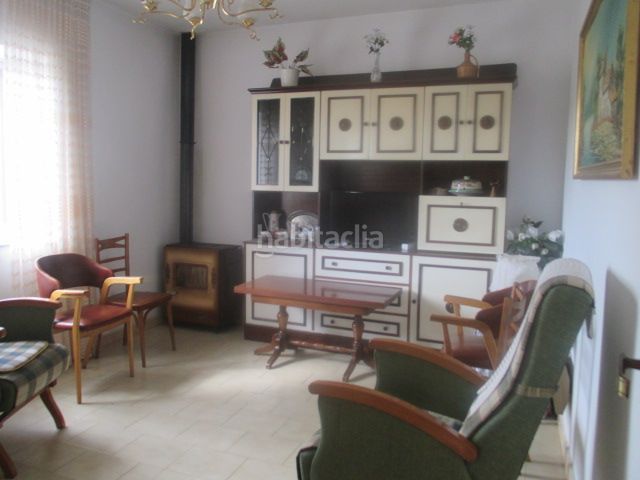 Foto 6571f56f-1825-43a7-ae54-445ac3aebdd4. Casa amb calefacció a Mancera de Arriba