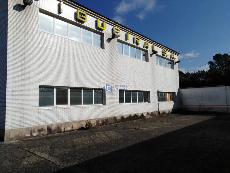 Foto ac3af8c1-1533-4cb6-935f-c85d60790efb. Capannone industriale in San Rosendo Ourense