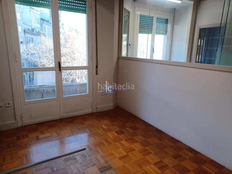 Foto f4eeaf33-c684-49f0-81cb-0b0f0bb3cf35. Location appartement avec chauffage dans Centro Ourense