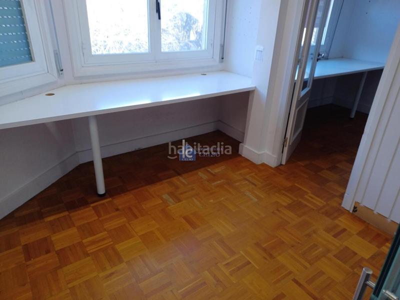 Foto 4705c731-07b1-4dbd-bff8-7f1141e37f94. Rent flat with heating in Centro Ourense
