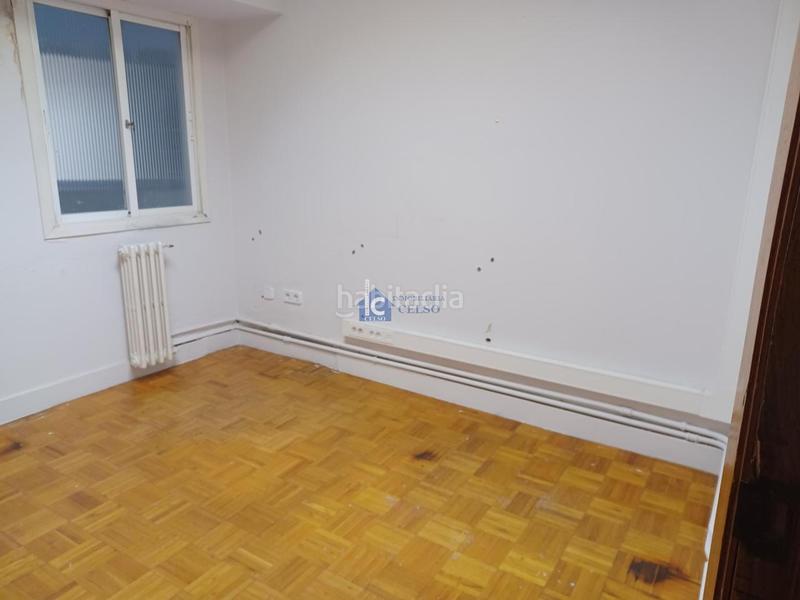 Foto aef6b7c7-657d-4534-b4d1-a1853060b04a. Rent flat with heating in Centro Ourense