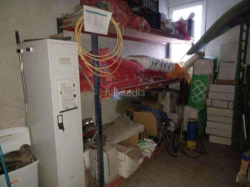 Foto f2f8b0cc-18b6-479d-965c-e605e8cde4ed. Nau industrial a Vilar de Santos