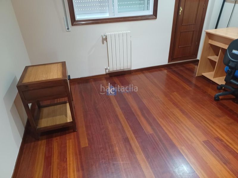 Foto 4267a4f7-6ea9-4252-a2bc-a9fb42bad609. Rent flat with heating parking in Centro Ourense
