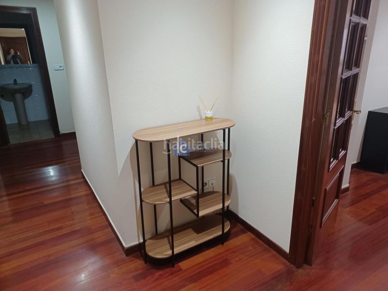 Foto d519ca05-25d6-4ce1-8459-648250d8843d. Rent flat with heating parking in Centro Ourense