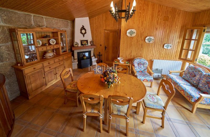 Foto 1775d4cc-7c91-4ea1-b61d-2db9adb8b7a3. Casa amb calefacció aparcament a Ventiun Ourense
