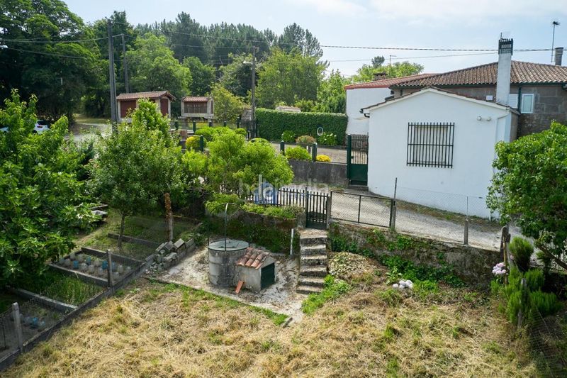 Foto 208a4076-497d-47a4-b2c6-d073b649e472. Casa amb calefacció aparcament a Ventiun Ourense
