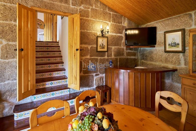 Foto b6c062b6-3170-4ed0-b3a0-af0c3cf12793. Casa amb calefacció aparcament a Ventiun Ourense