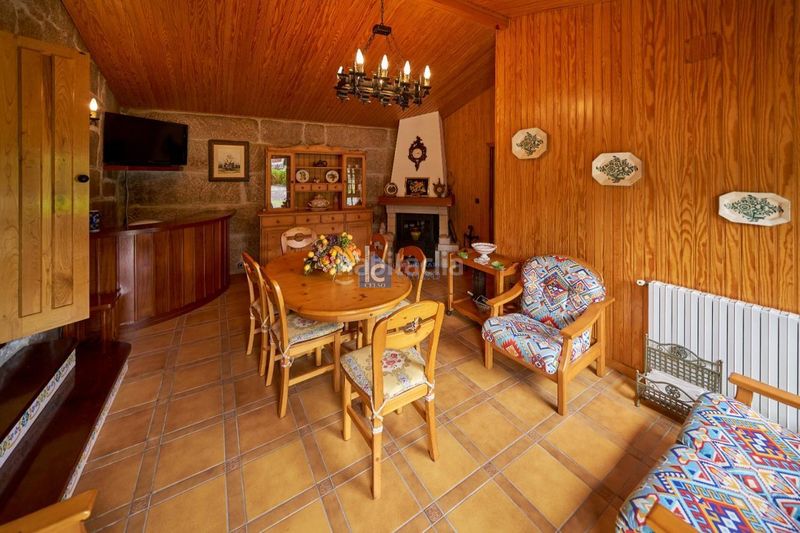 Foto c078c810-ff46-4016-9ae8-37813ebd4d9b. Casa amb calefacció aparcament a Ventiun Ourense
