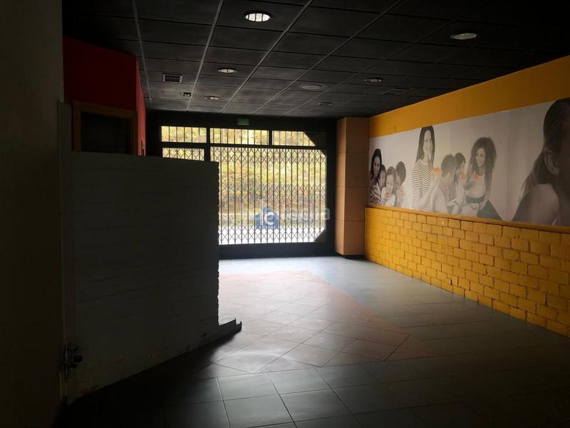 Foto d7d78e5f-599b-4118-87f8-e9408b3446a7. Alquiler local comercial en Posío Ourense