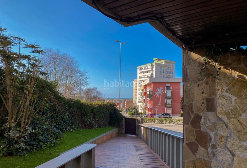 Foto 21160c37-0116-4471-8541-438f24bba0c8. Rent flat with heating parking in Cuatro Caminos Santander