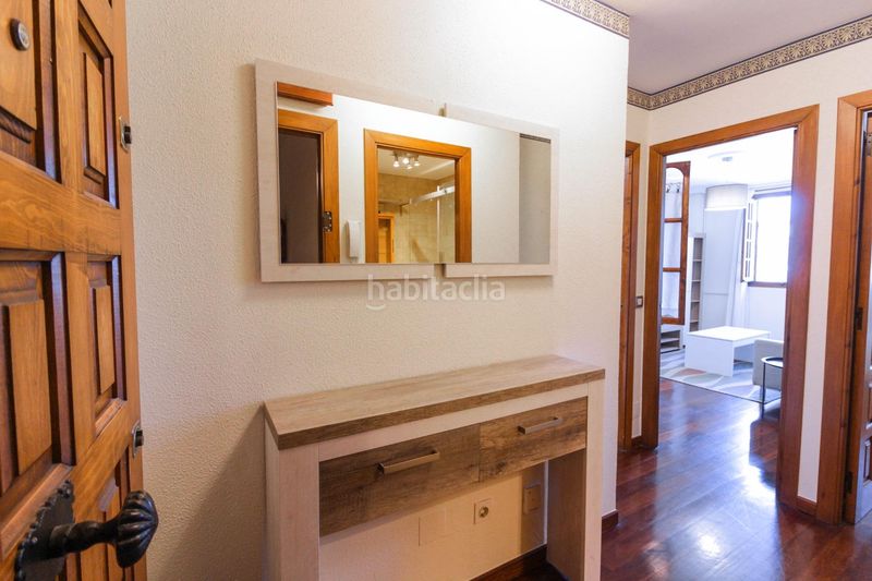 Foto 2fbfd683-61c9-481b-8709-58500299c947. Rent flat with heating parking in Cuatro Caminos Santander