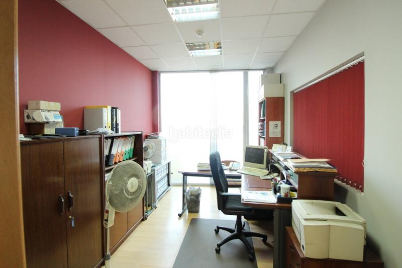 Foto ac8c20a0-e63b-41de-b9fd-10f3b732ec50. Lloguer local comercial a Alisal - San Román Santander