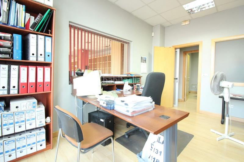 Foto ccd7ddd5-2239-4778-82eb-62c4b8866126. Lloguer local comercial a Alisal - San Román Santander