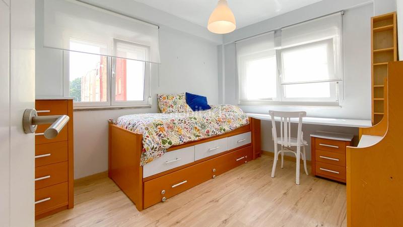 Foto ea4889e2-7c3c-4457-b216-d1ec760919c1. Alquiler apartamento estupendo piso de 2 dormitorios con vistas al sardinero en Santander