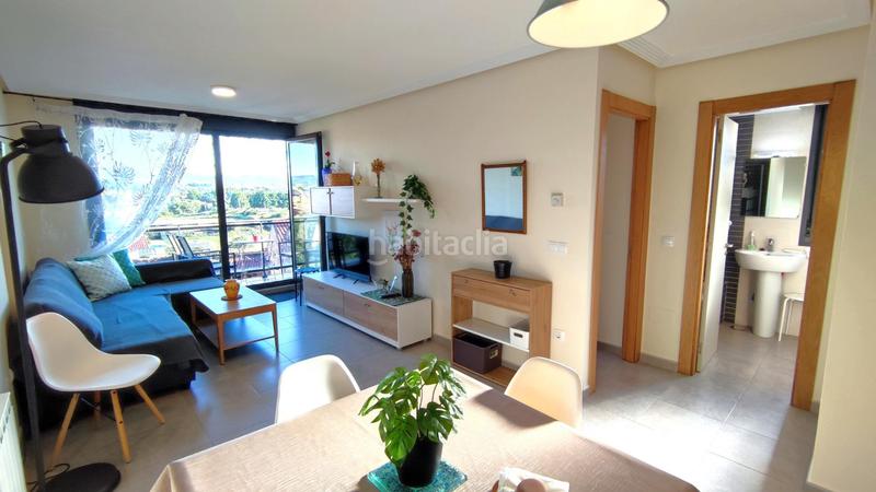 Foto 966f4d5d-f0f0-414a-ad2d-bc97dd39be7a. Location appartement avec chauffage parking dans Cudón Miengo