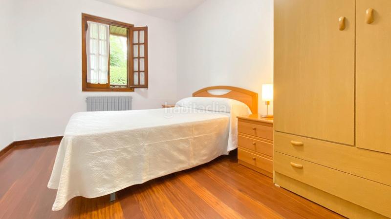 Foto bc0136db-b45d-4a20-ad03-191563b90d80. Rent flat with heating in Cuatro Caminos Santander